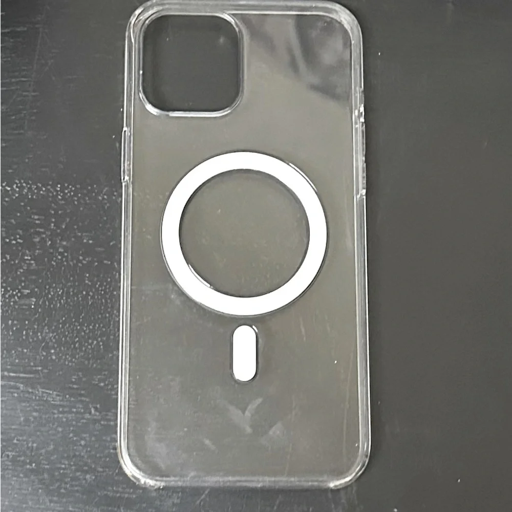 iPhone 12 Pro Max - clear case with Mag safe